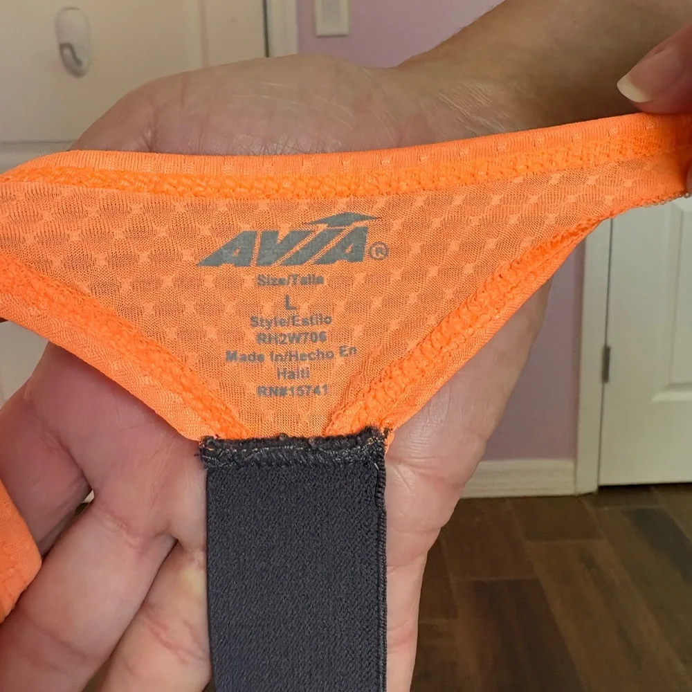 AVIA Women’s Activewear Set – Size L Top / M Skirt - Picture 2 of 3